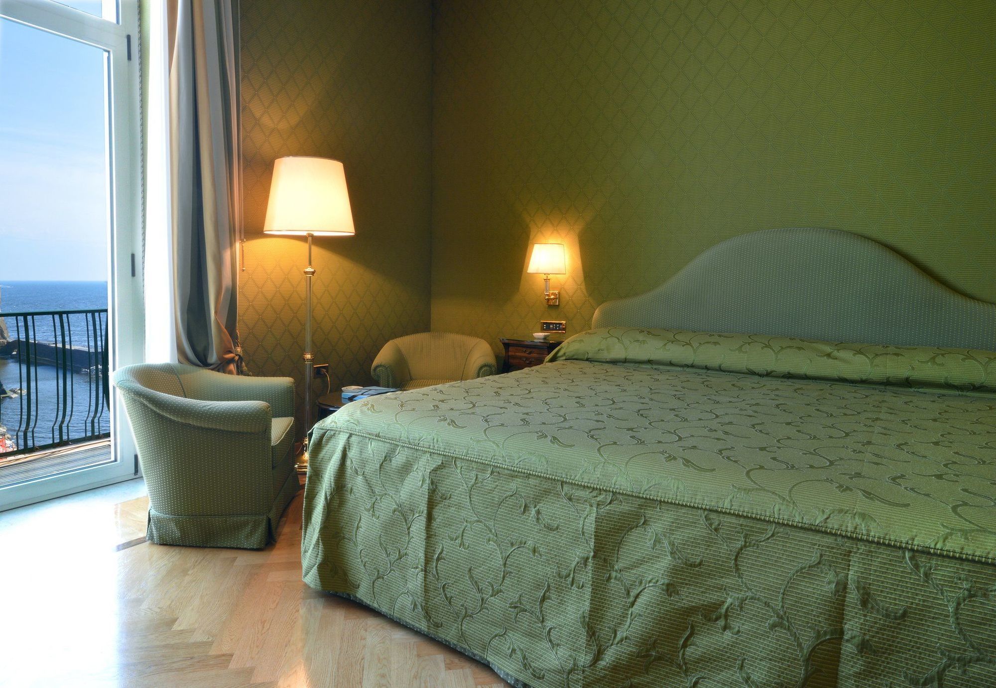 Hotel Grand Vesuvio Neapel